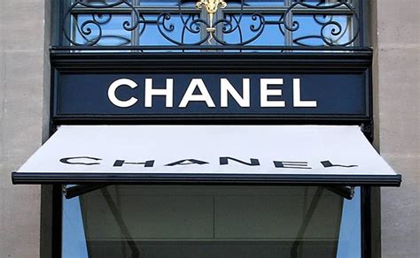 covid-19 chanel|Chanel produces face masks as contribution to virus relief.